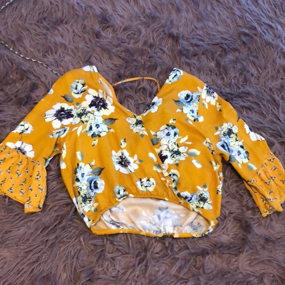 Cropped blouse - Picture 3 of 5